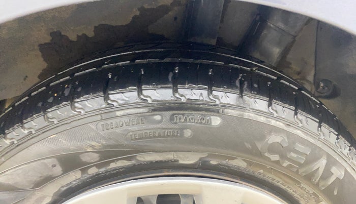 2017 Hyundai Grand i10 MAGNA 1.2 KAPPA VTVT, Petrol, Manual, 68,807 km, Left Rear Tyre Tread