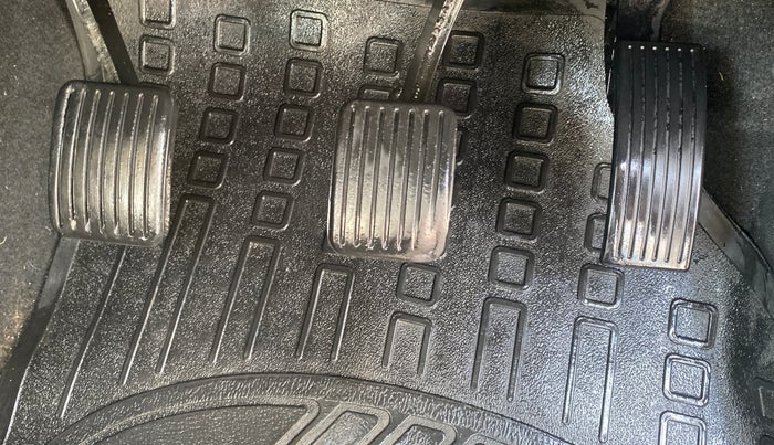 2013 Hyundai Grand i10 SPORTZ 1.1 CRDI, Diesel, Manual, 78,515 km, Pedals