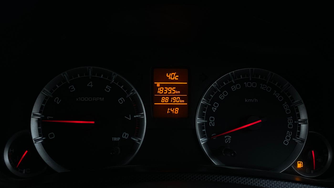 2016 Maruti Swift ZXI, Petrol, Manual, 88,184 km, Odometer Image