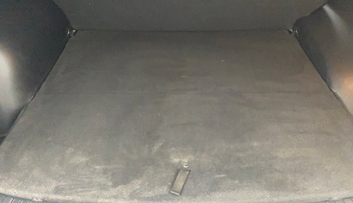 2017 Hyundai Creta SX PLUS 1.6 PETROL, Petrol, Manual, 72,022 km, Boot Inside