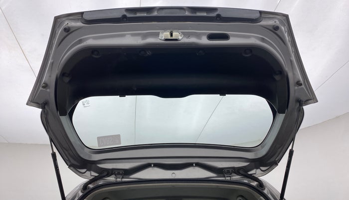 2017 Maruti Swift VXI, Petrol, Manual, 52,572 km, Boot Door Open