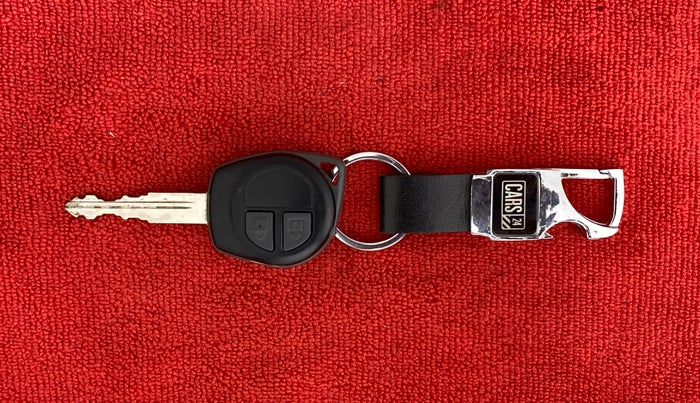 2017 Maruti Swift VXI, Petrol, Manual, 52,572 km, Key Close Up