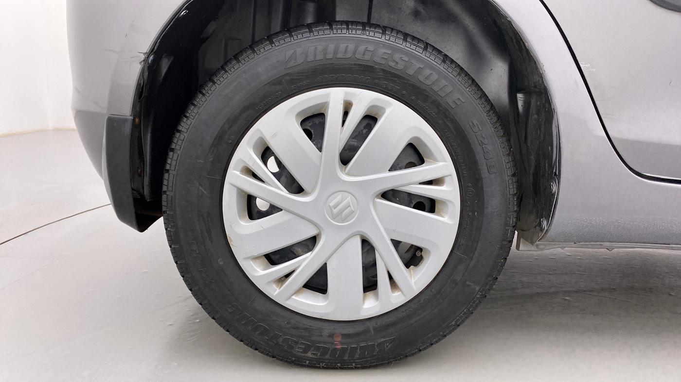 2017 Maruti Swift VXI, Petrol, Manual, 52,572 km, Right Rear Wheel