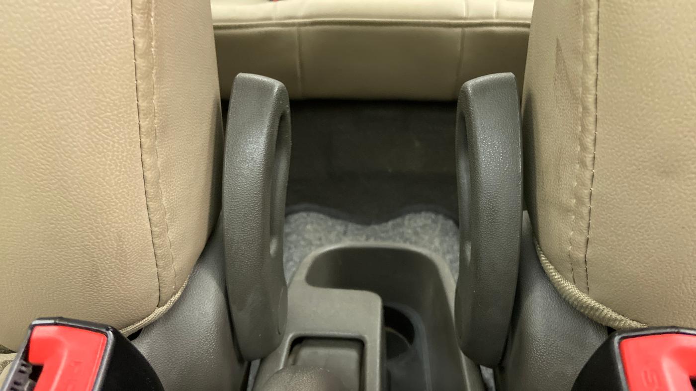 2013 Hyundai i10 MAGNA 1.2 KAPPA2, Petrol, Manual, 35,711 km, Driver Side Adjustment Panel