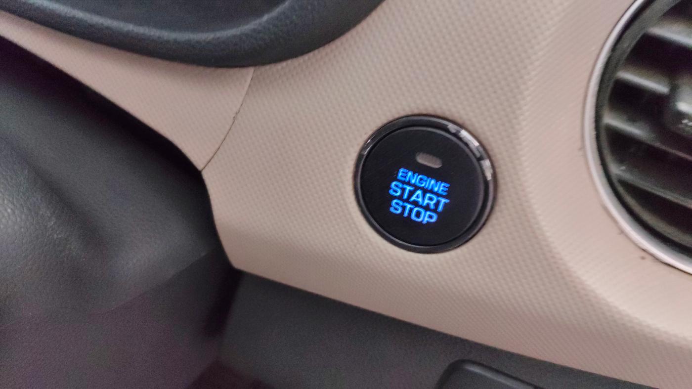 2013 Hyundai Grand i10 SPORTZ 1.2 KAPPA VTVT, Petrol, Manual, 1,17,049 km, Keyless Start/ Stop Button
