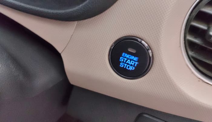 2013 Hyundai Grand i10 SPORTZ 1.2 KAPPA VTVT, Petrol, Manual, 1,17,049 km, Keyless Start/ Stop Button