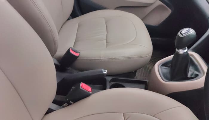 2013 Hyundai Grand i10 SPORTZ 1.2 KAPPA VTVT, Petrol, Manual, 1,17,049 km, Gear Lever