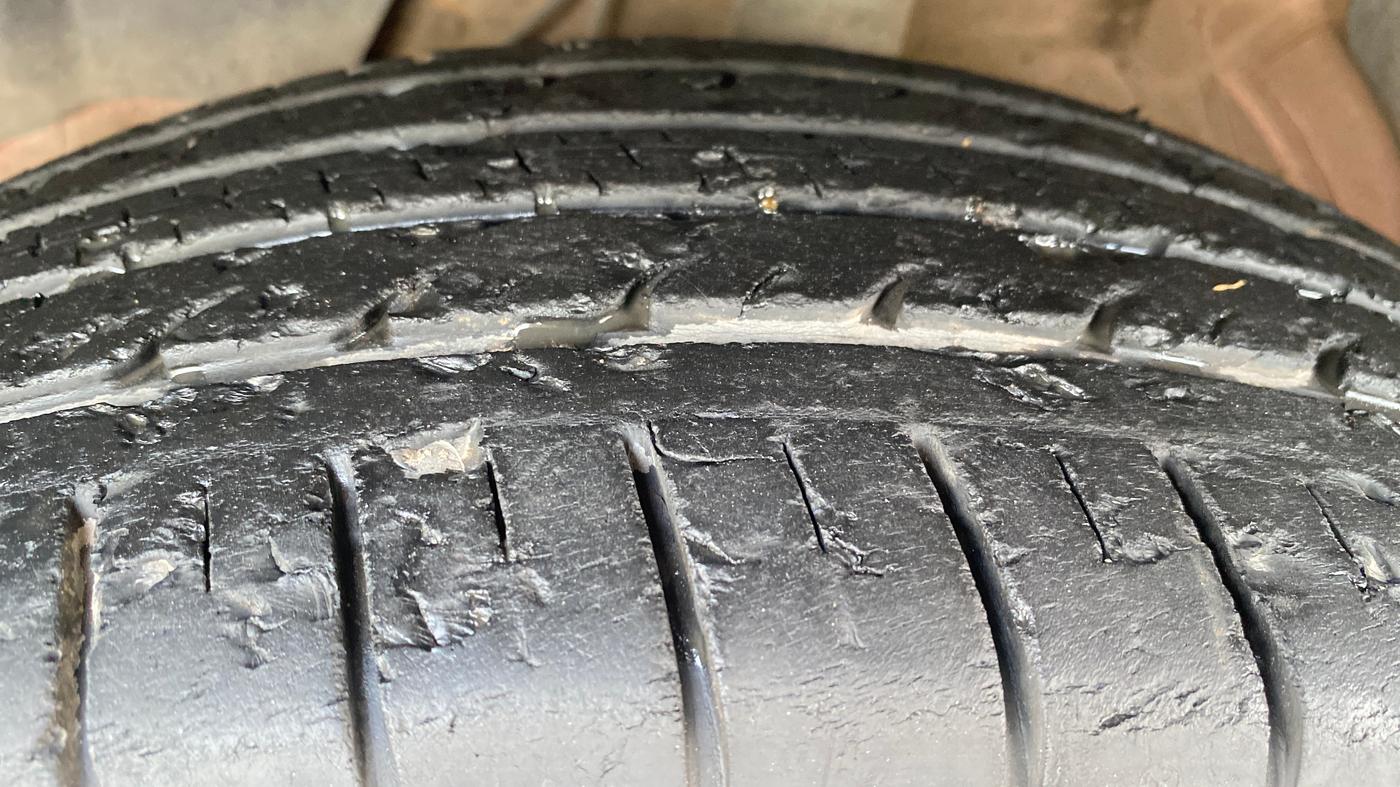 2019 MG HECTOR SMART 1.5 DCT PETROL, Petrol, Automatic, 23,190 km, Left Front Tyre Tread