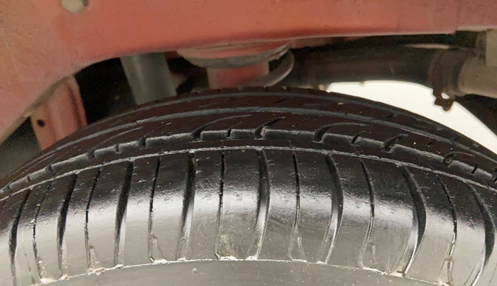 2013 Maruti Alto K10 VXI, Petrol, Manual, 32,615 km, Left Rear Tyre Tread