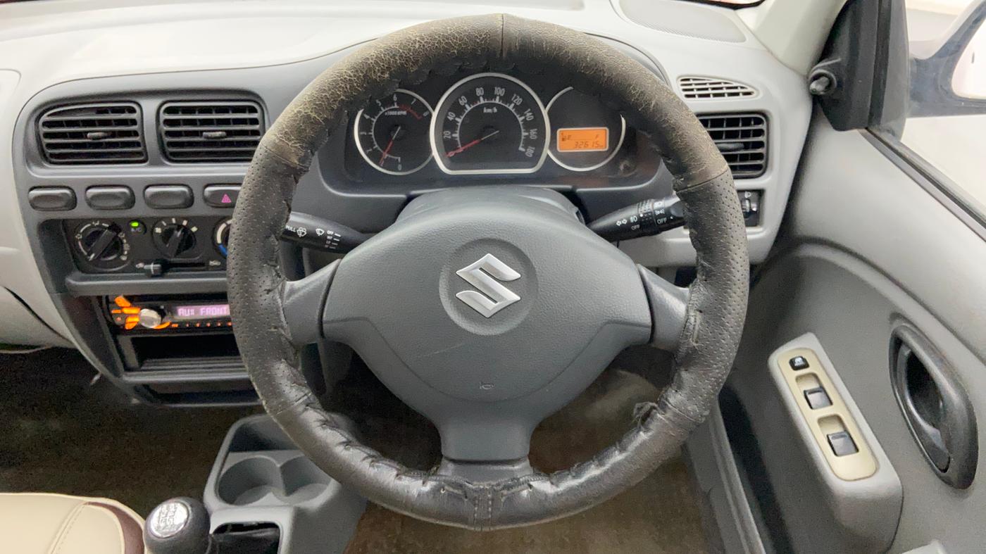 2013 Maruti Alto K10 VXI, Petrol, Manual, 32,615 km, Steering Wheel Close Up