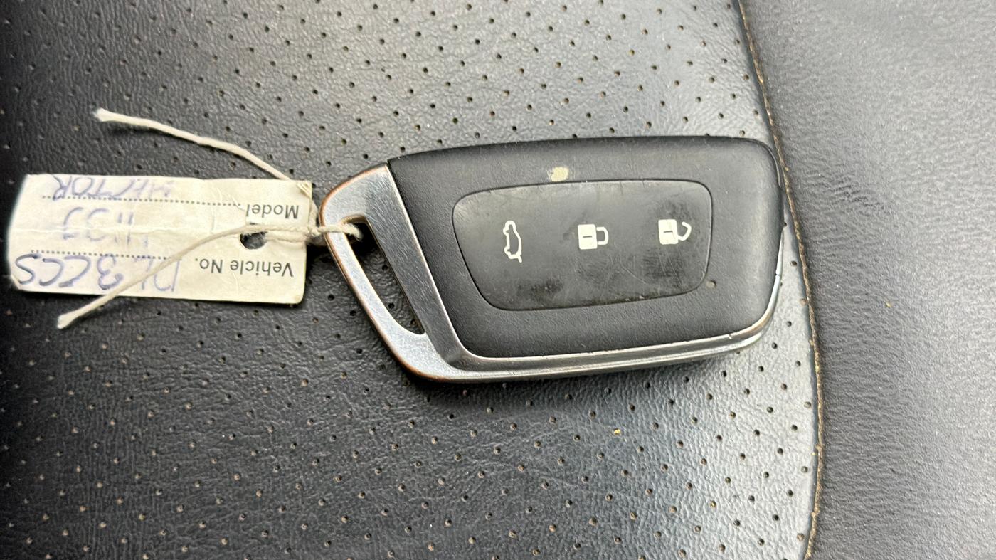 2020 MG HECTOR SHARP 1.5 DCT PETROL, Petrol, Automatic, 50,727 km, Key Close Up