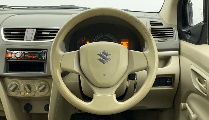 2012 Maruti Ertiga LXI, Petrol, Manual, 1,25,032 km, Steering Wheel Close Up