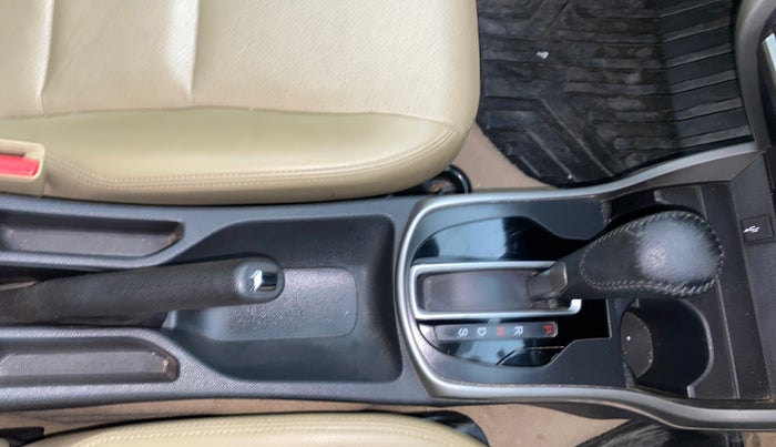 2017 Honda City 1.5L I-VTEC VX CVT, Petrol, Automatic, 76,732 km, Gear Lever