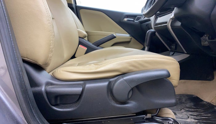 2017 Honda City 1.5L I-VTEC VX CVT, Petrol, Automatic, 76,732 km, Driver Side Adjustment Panel