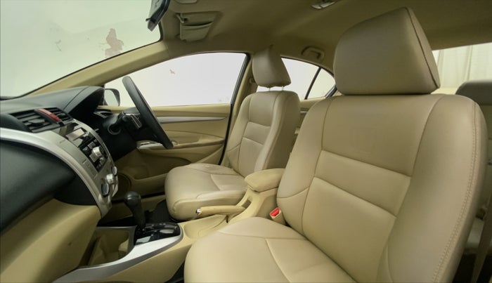 2010 Honda City 1.5L I-VTEC V AT, Petrol, Automatic, 1,15,080 km, Right Side Front Door Cabin