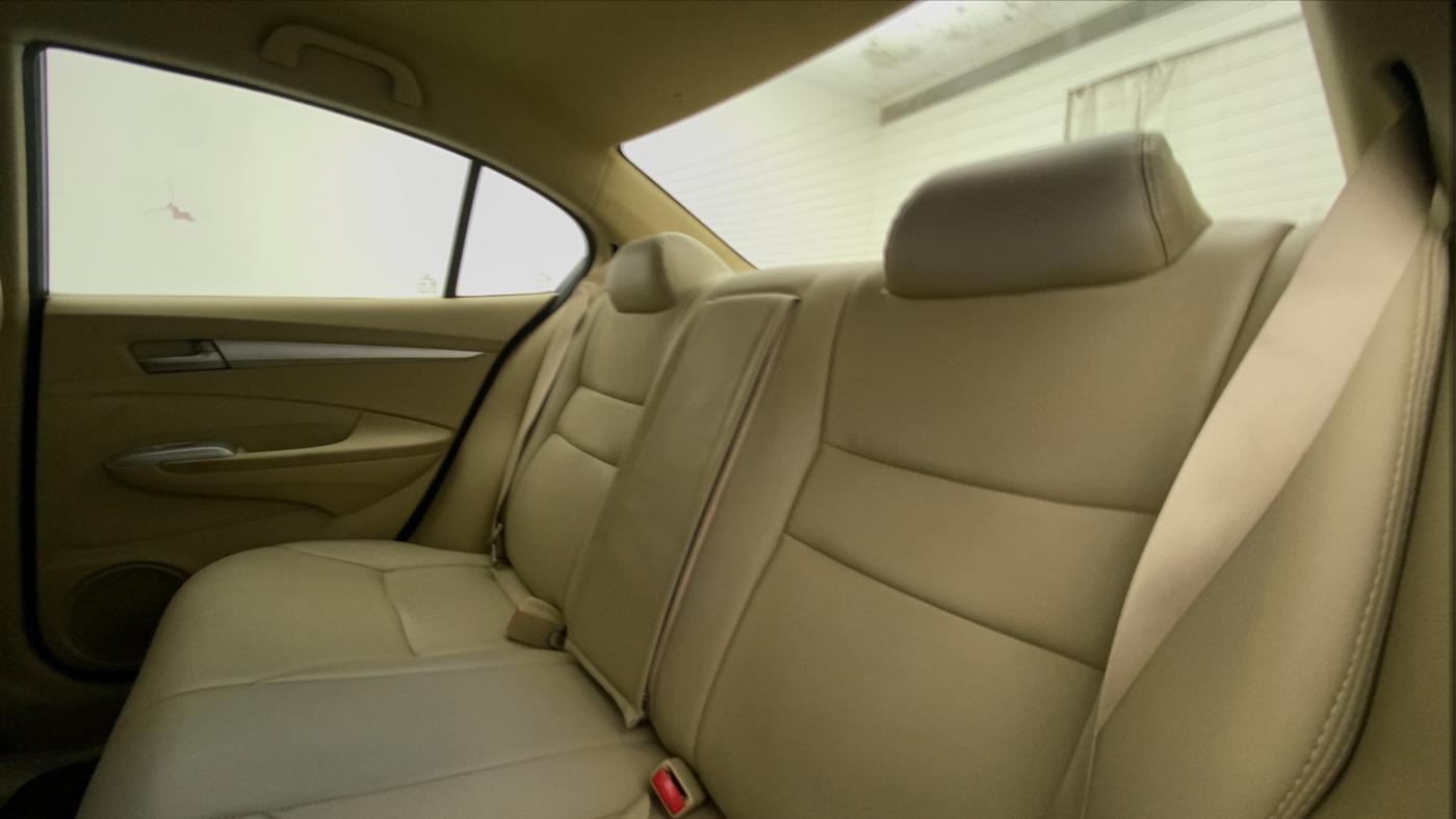 2010 Honda City 1.5L I-VTEC V AT, Petrol, Automatic, 1,15,080 km, Right Side Rear Door Cabin