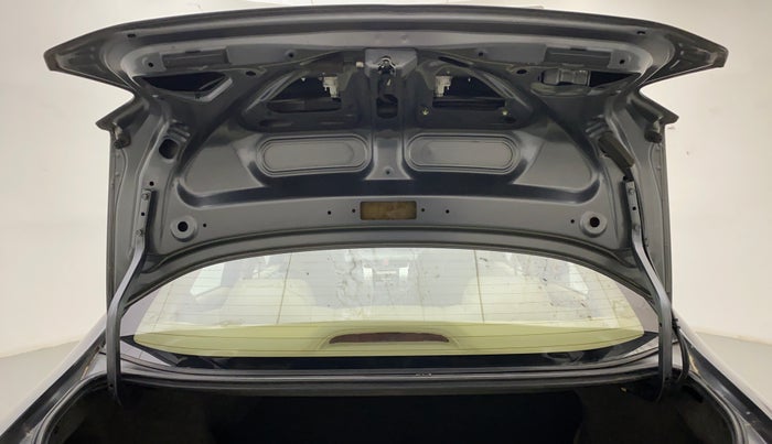 2010 Honda City 1.5L I-VTEC V AT, Petrol, Automatic, 1,15,080 km, Boot Door Open