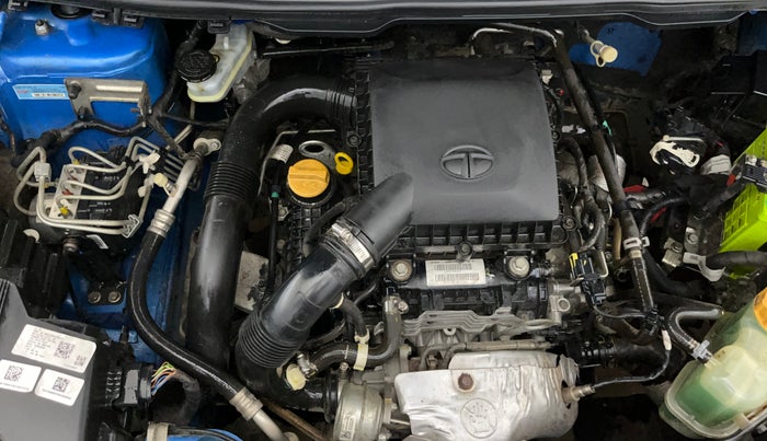 2020 Tata NEXON XZ PLUS (O) PETROL DUAL TONE, Petrol, Manual, 41,076 km, Engine View - Right