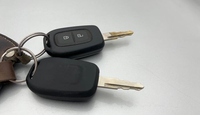 2016 Renault Kwid RXT 0.8, Petrol, Manual, 67,282 km, Key Close Up