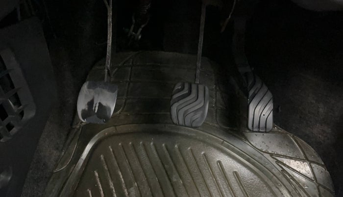 2016 Renault Kwid RXT 0.8, Petrol, Manual, 67,282 km, Pedals