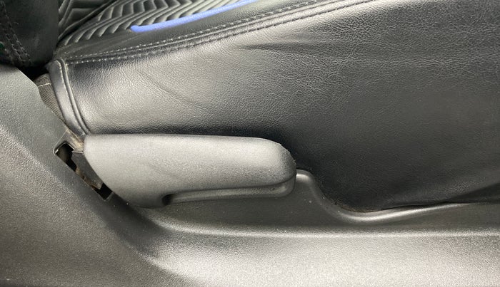 2017 Maruti S Cross SIGMA 1.3, Diesel, Manual, 49,703 km, Driver Side Adjustment Panel