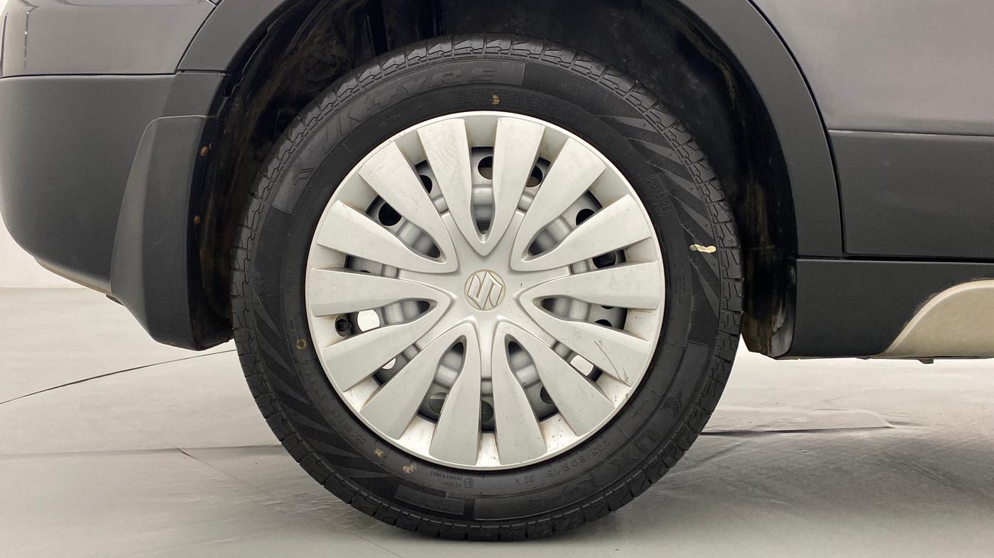 2017 Maruti S Cross SIGMA 1.3, Diesel, Manual, 49,703 km, Right Rear Wheel