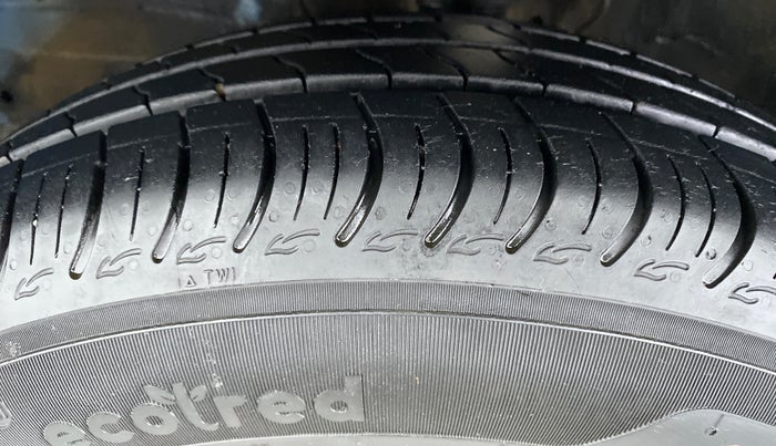 2020 Maruti S PRESSO VXI PLUS AGS, Petrol, Automatic, 11,926 km, Left Front Tyre Tread