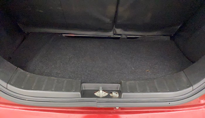 2016 Maruti Wagon R 1.0 VXI, Petrol, Manual, 65,298 km, Boot Inside