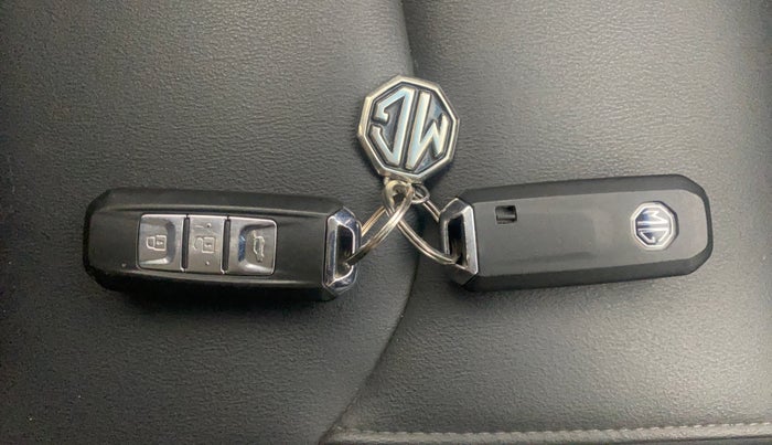 2019 MG HECTOR SHARP 1.5 DCT PETROL, Petrol, Automatic, 30,868 km, Key Close Up