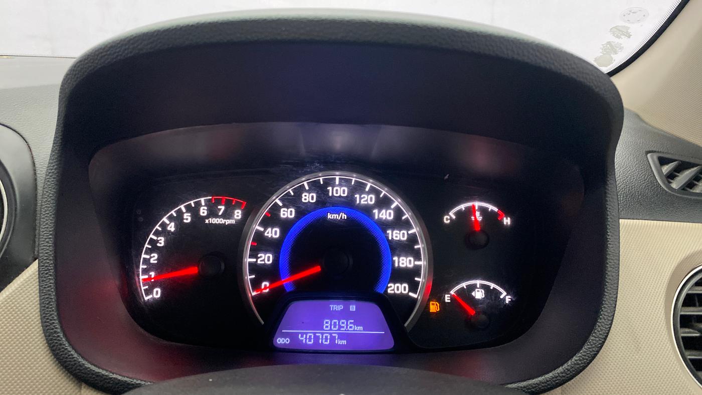 2016 Hyundai Grand i10 SPORTZ 1.2 KAPPA VTVT, Petrol, Manual, 40,707 km, Odometer Image