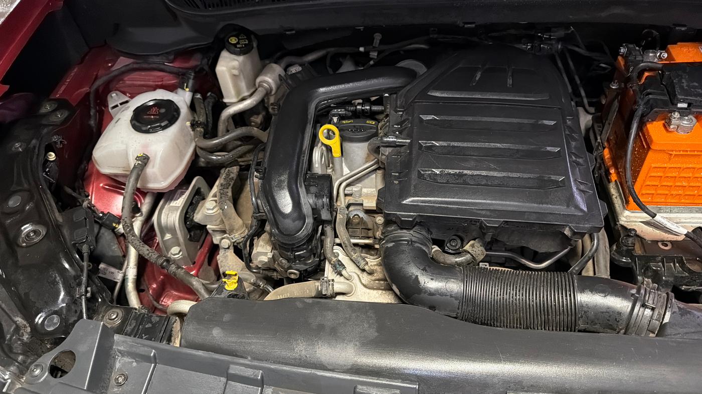 2022 Volkswagen TAIGUN COMFORTLINE 1.0 TSI MT, Petrol, Manual, 56,582 km, Engine View - Right
