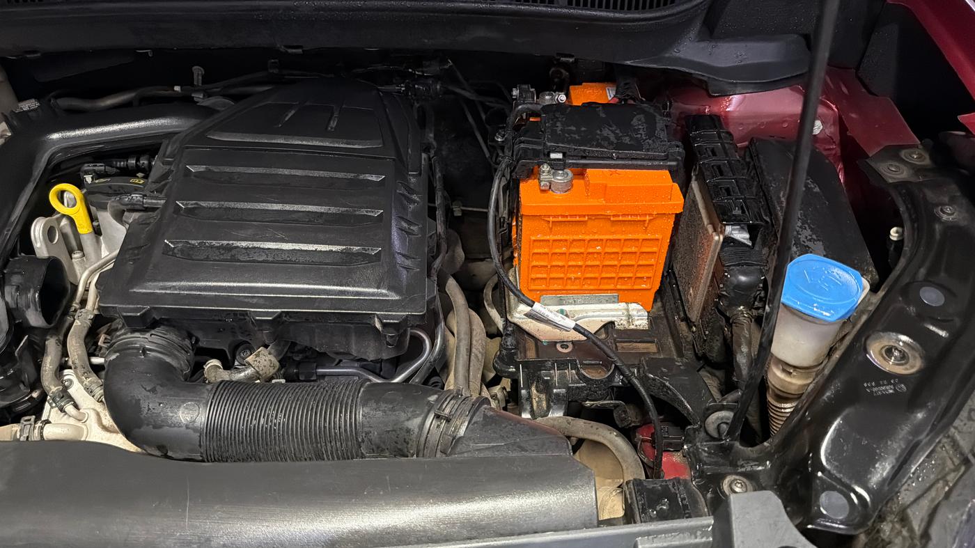 2022 Volkswagen TAIGUN COMFORTLINE 1.0 TSI MT, Petrol, Manual, 56,582 km, Engine View - Left
