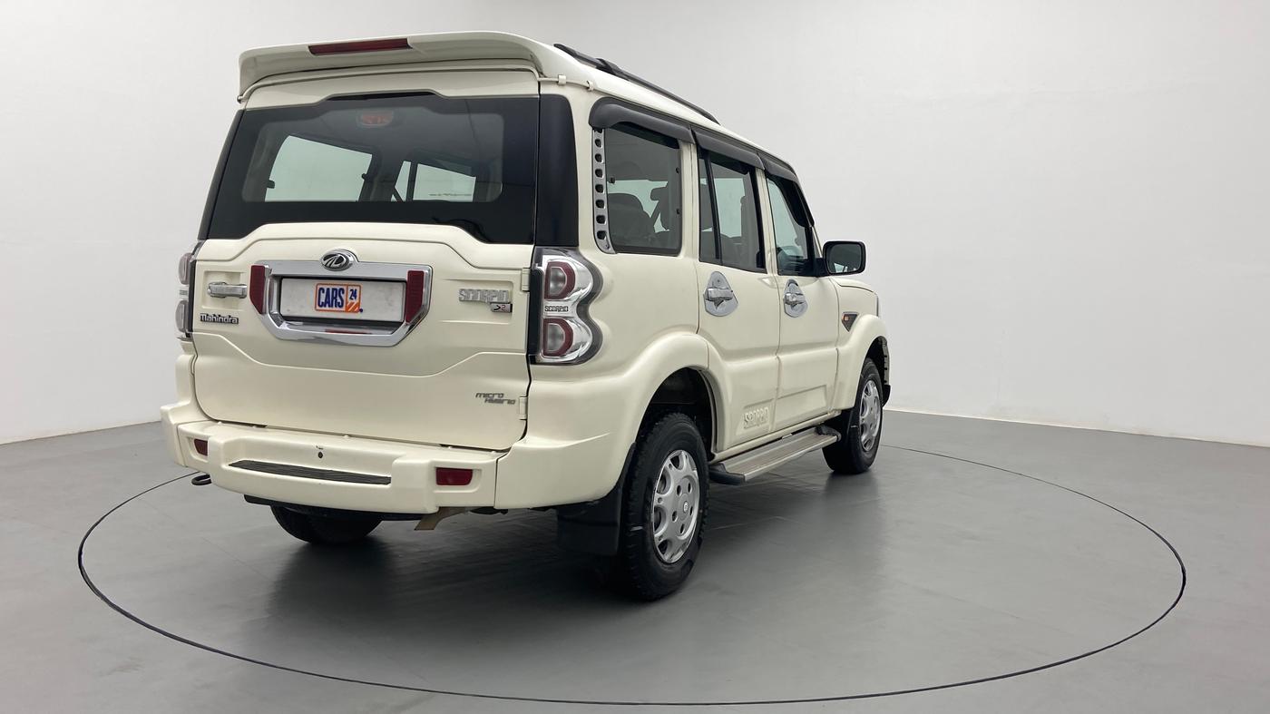 2016 Mahindra Scorpio S2, Diesel, Manual, 1,44,204 km, Right Back Diagonal