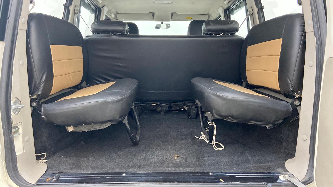 2016 Mahindra Scorpio S2, Diesel, Manual, 1,44,204 km, Third Seat Row ( optional )