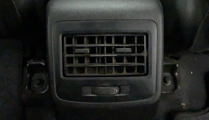 2018 Hyundai Grand i10 SPORTZ 1.2 KAPPA VTVT, CNG, Manual, 58,033 km, Rear AC Vents