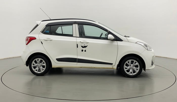 2018 Hyundai Grand i10 SPORTZ 1.2 KAPPA VTVT, CNG, Manual, 58,033 km, Right Side View