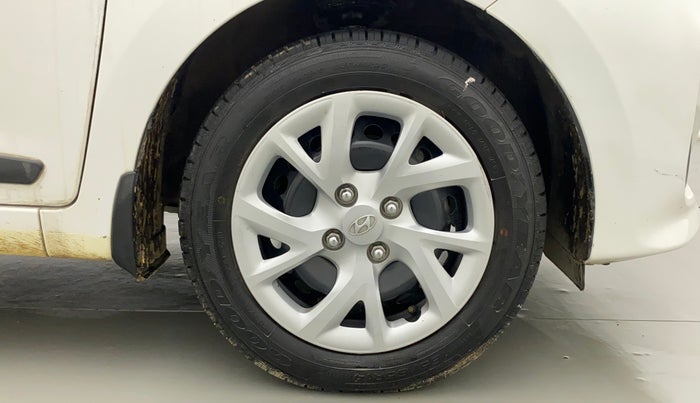 2018 Hyundai Grand i10 SPORTZ 1.2 KAPPA VTVT, CNG, Manual, 58,033 km, Right Front Wheel