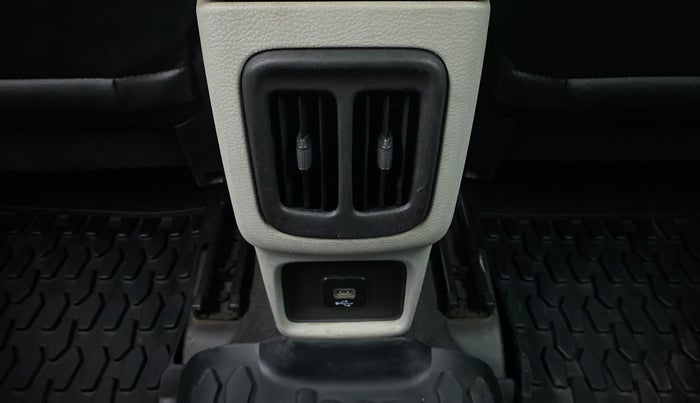 2017 Jeep Compass 2.0 LIMITED, Diesel, Manual, 88,808 km, Rear AC Vents