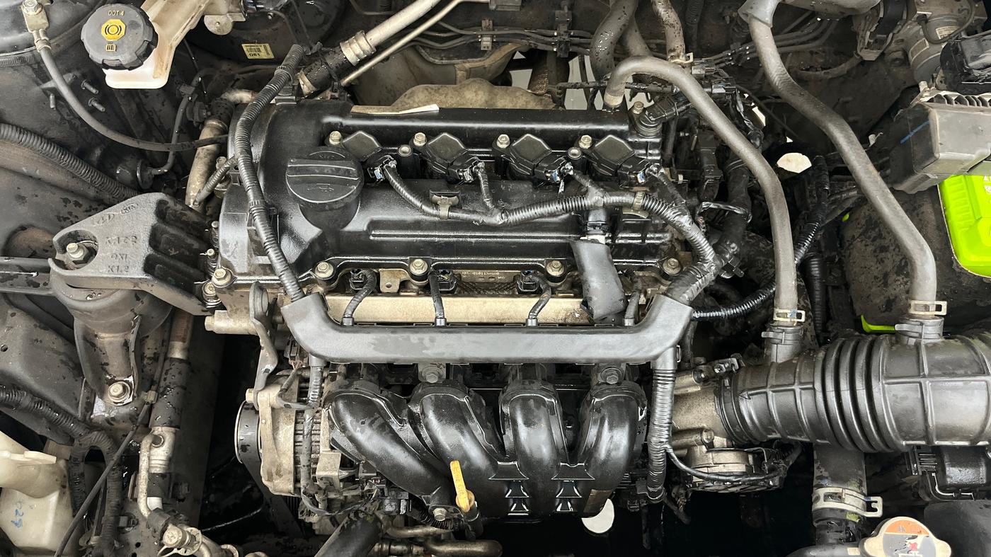 2021 Hyundai VENUE S+ 1.2, Petrol, Manual, 43,707 km, Engine View