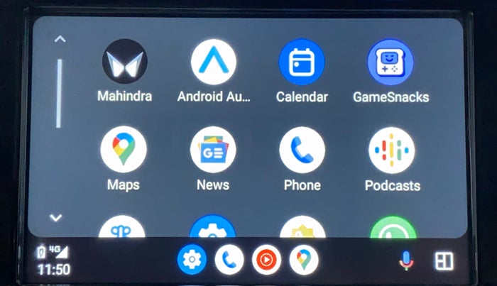 2018 Mahindra XUV500 W7, Diesel, Manual, 74,339 km, Apple CarPlay and Android Auto