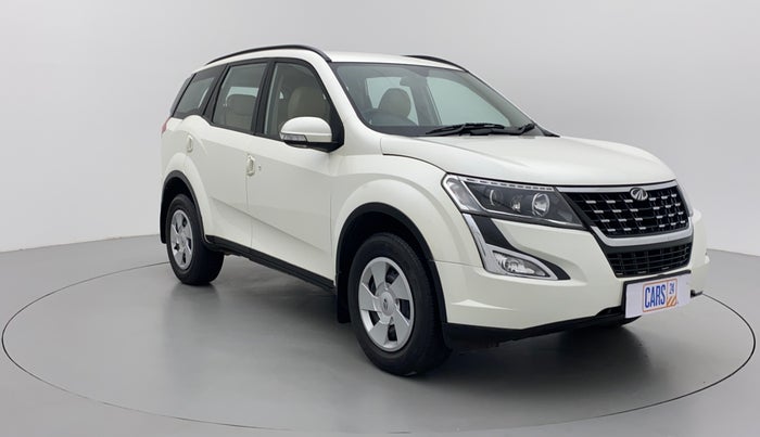 2018 Mahindra XUV500 W7, Diesel, Manual, 74,339 km, Right Front Diagonal