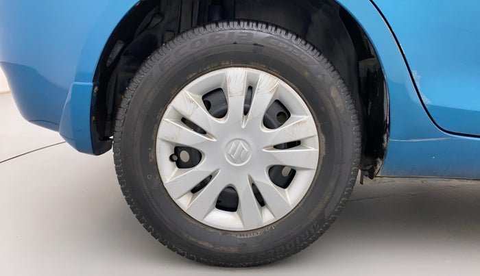2013 Maruti Swift Dzire VXI, Petrol, Manual, 98,983 km, Right Rear Wheel