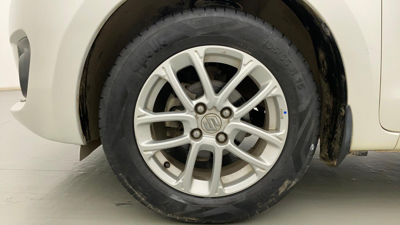 2018 Maruti Swift ZXI AMT, Petrol, Automatic, 33,100 km, Left Front Wheel