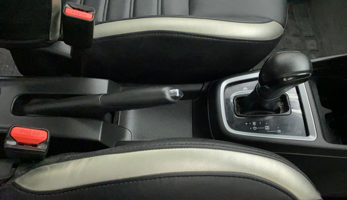 2018 Maruti Swift ZXI AMT, Petrol, Automatic, 33,100 km, Gear Lever