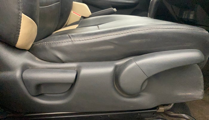 2019 Honda Jazz 1.2L I-VTEC VX CVT, Petrol, Automatic, 32,605 km, Driver Side Adjustment Panel