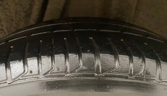 2019 Honda Jazz 1.2L I-VTEC VX CVT, Petrol, Automatic, 32,605 km, Left Rear Tyre Tread