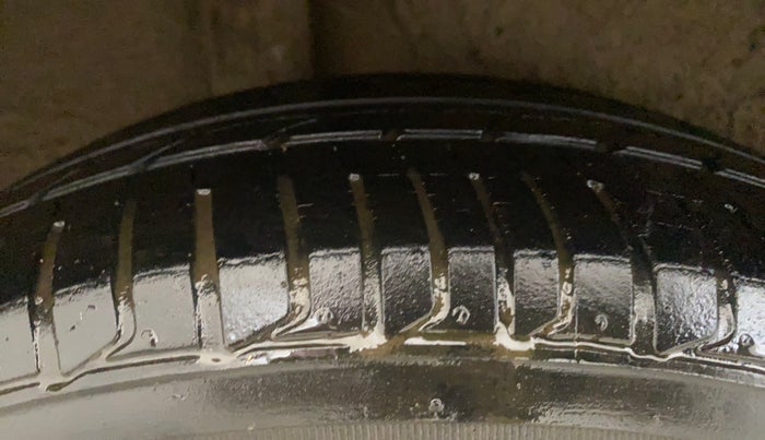 2019 Honda Jazz 1.2L I-VTEC VX CVT, Petrol, Automatic, 32,605 km, Right Rear Tyre Tread