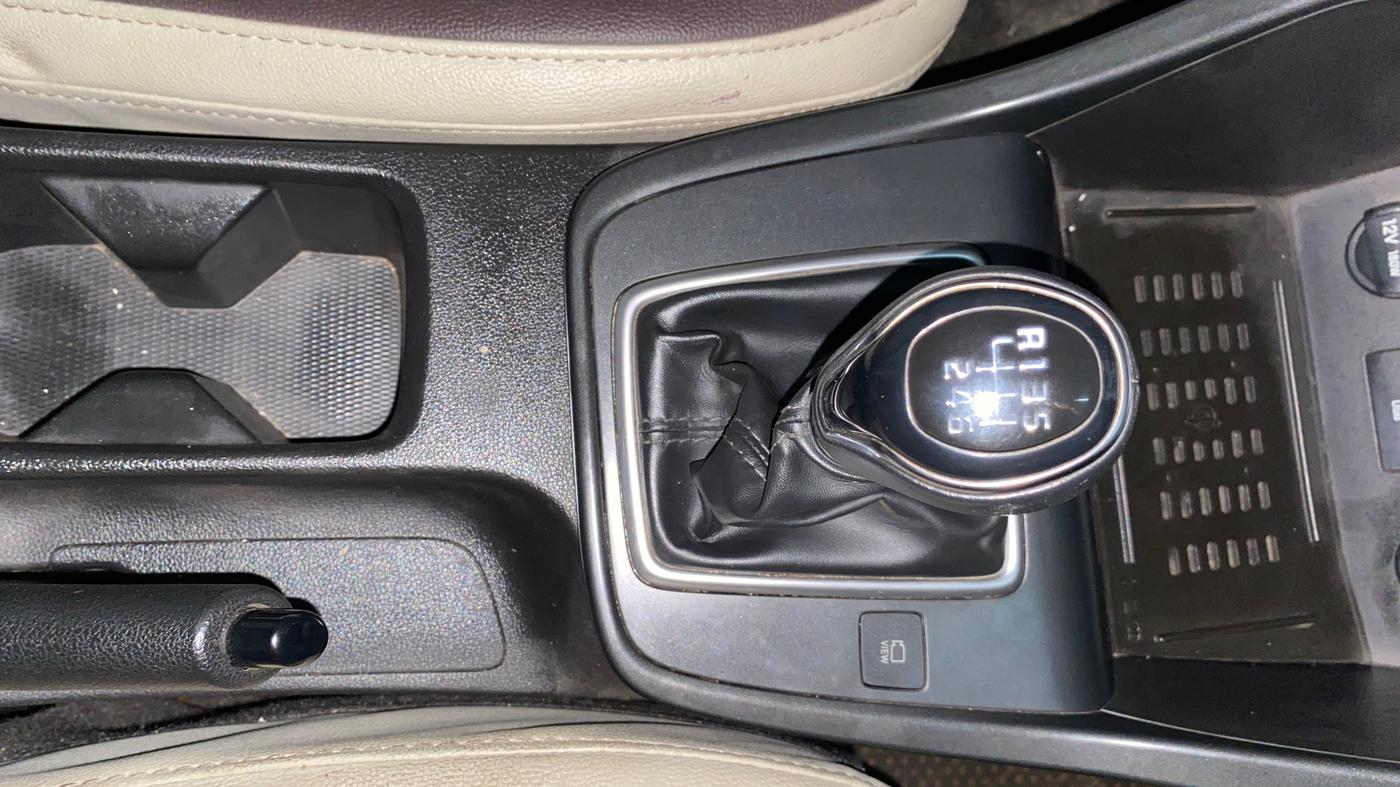 2022 Hyundai Creta SX 1.5 PETROL, Petrol, Manual, 42,570 km, Gear Lever