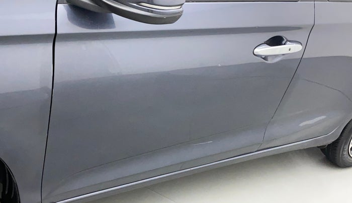 2021 Honda Amaze 1.2L I-VTEC VX, Petrol, Manual, 39,924 km, Front passenger door - Minor scratches