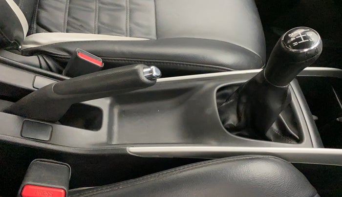 2017 Maruti Baleno DELTA PETROL 1.2, Petrol, Manual, 50,278 km, Gear Lever
